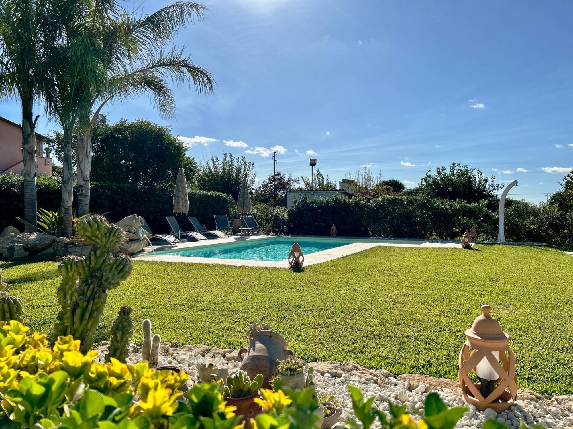 Villa Suq With Pool, Parking & Wifi Νότο Εξωτερικό φωτογραφία